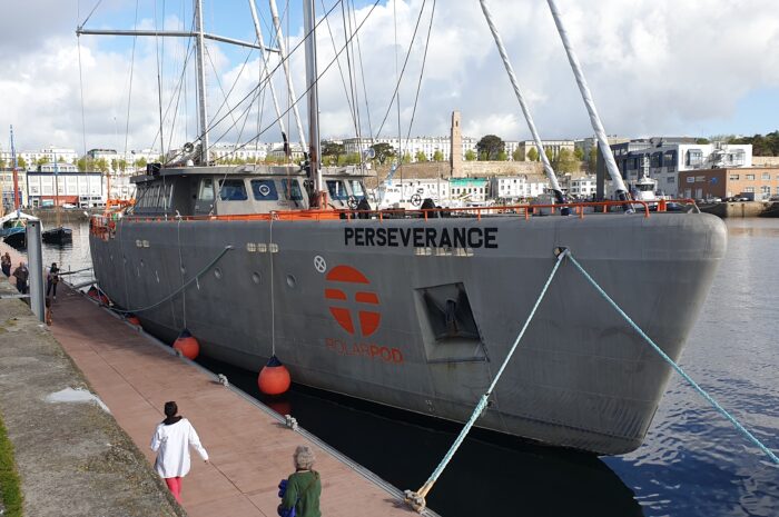 Au port de Brest, on visite le voilier scientifique Persévérance de Jean-Louis Etienne