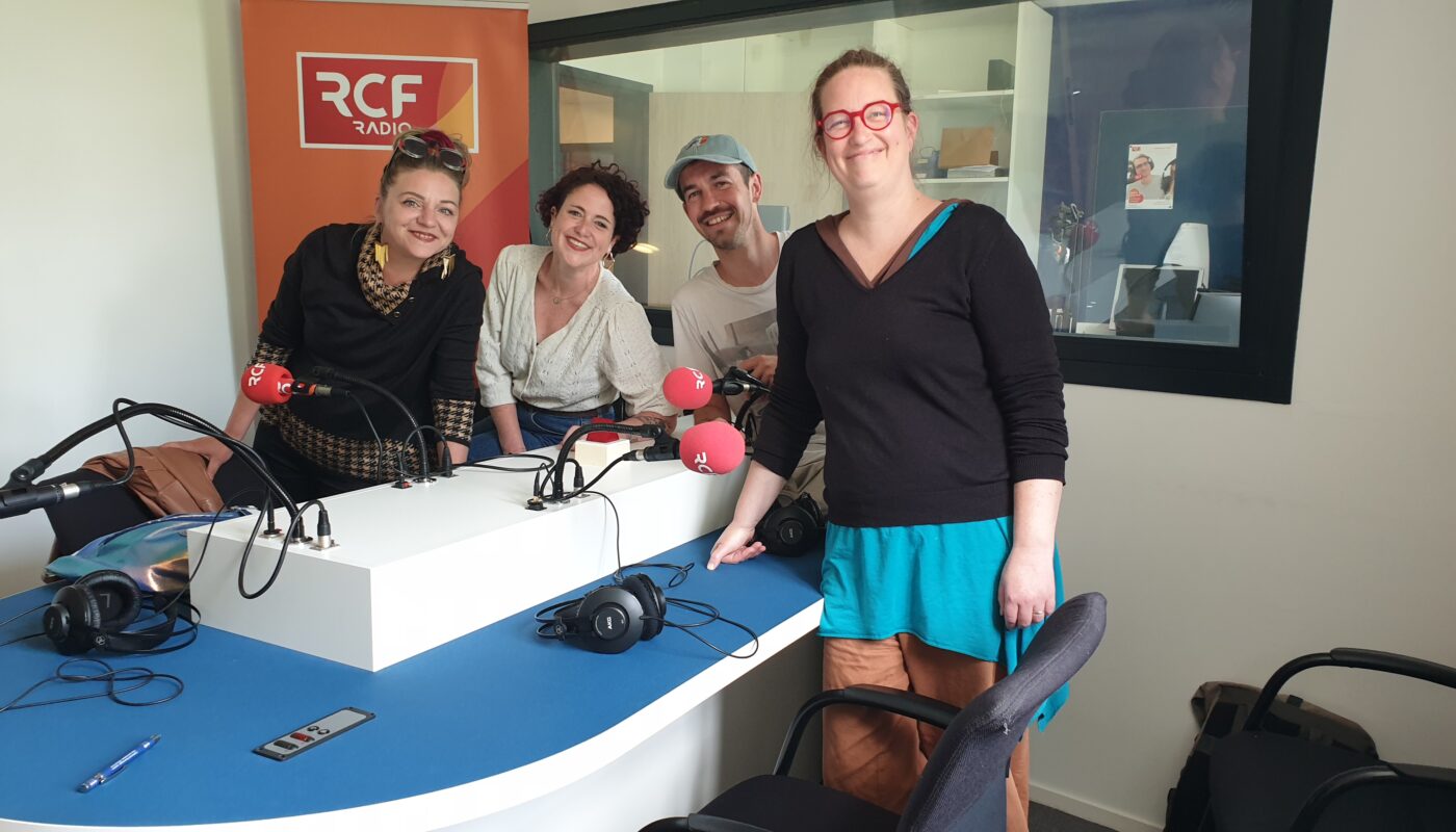Aude Osnowycz, Hélène Duréchou, Louis Bontemps et Jeanne Paturel présentent le Photo Festival 2025 de Saint-Brieuc © Christophe Pluchon