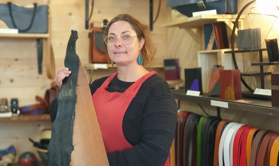 Marie Hervé : de la maroquinerie à base de cuir de poisson à Landerneau