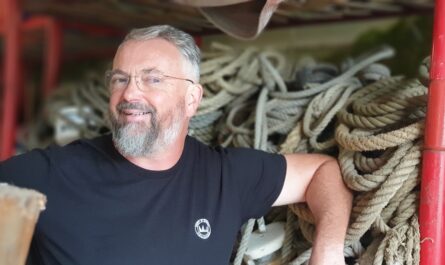 Tristan Botcazou : transporter du whisky sur les bateaux du patrimoine © Christophe Pluchon