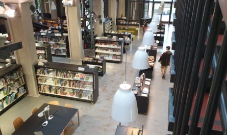 La Médiathèque François Mitterrand - Les Capucins à Brest © Christophe Pluchon