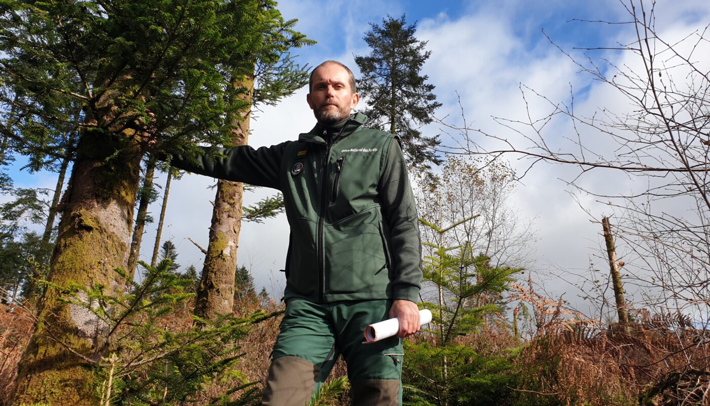 Pascal Gautier est technicien ONF au Huelgoat © Christophe Pluchon