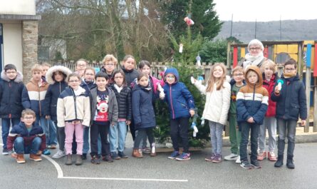 Noël à l'école Sainte-Anne de la Forest-Landerneau © Christophe Pluchon