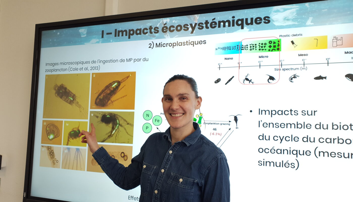 L'océanographe Camille Richon travaille sur la pollution plastique en mer © Christophe Pluchon