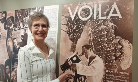 Pia Viewing présente l'exposition sur le documentariste scientifique Jean Painlevé au Musée de Pont-Aven © Christophe Pluchon